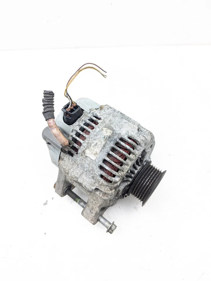 2000-2003 Lexus RX300 Alternator OEM - Image 2 of 4