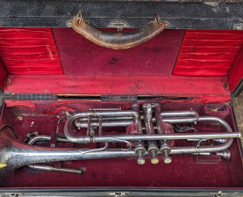 Vintage Besson & Co. Class A Prototype proteano Brevete Carl Fischer Trumpet - Image 2 of 4