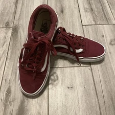 Vans Off the Wall Old Skool Primary Burgandy/White Men's 7.5/ Women’s 9 Low Rise
