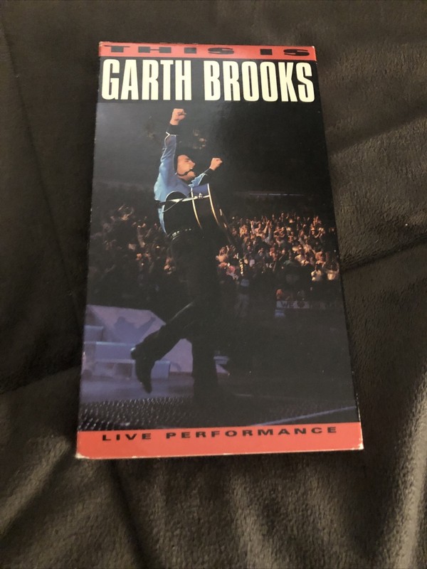 This Is Garth Brooks Live Performance (VHS, 1992) 15 Songs And Bonus Footage