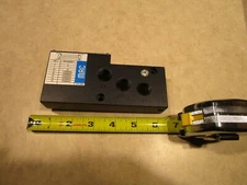MAC VALVES INC M-92010-093 PNEUMATIC VALVE ADAPTER, E0511
