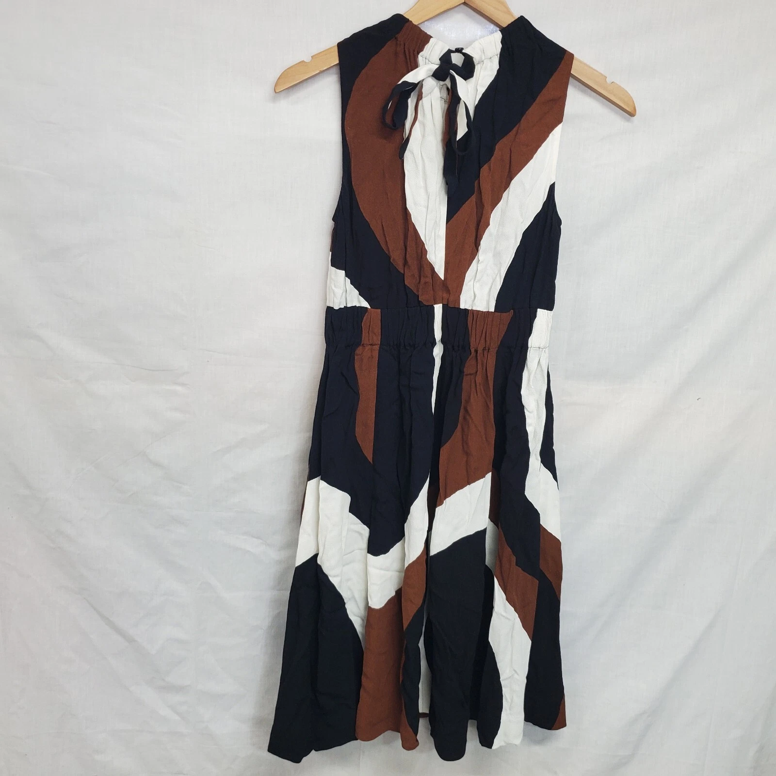 Abito Kate Spade nero marrone Rio nero bianco crepe cravatta posteriore taglia 4 senza maniche