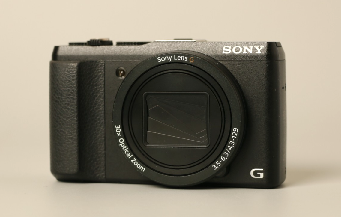 Sony Cyber-shot DSC-HX60V Digital Camera 20.4MP Black Compact Zoom