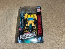 Transformers Generations War for Cybertron  Earthrise Deluxe Sunstreaker New
