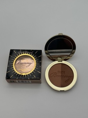 Too Faced Sun Bunny Radiant Duo Tone Bronzer Compact In California Glow 8g Neu in OVP