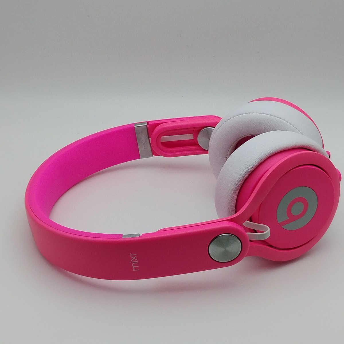 Beats by Dre★Beats Mixr ヘッドホン Beats by Dr.Dre/ヘッドホン/beats mixr BT ON MIXR BLKの紹介です。