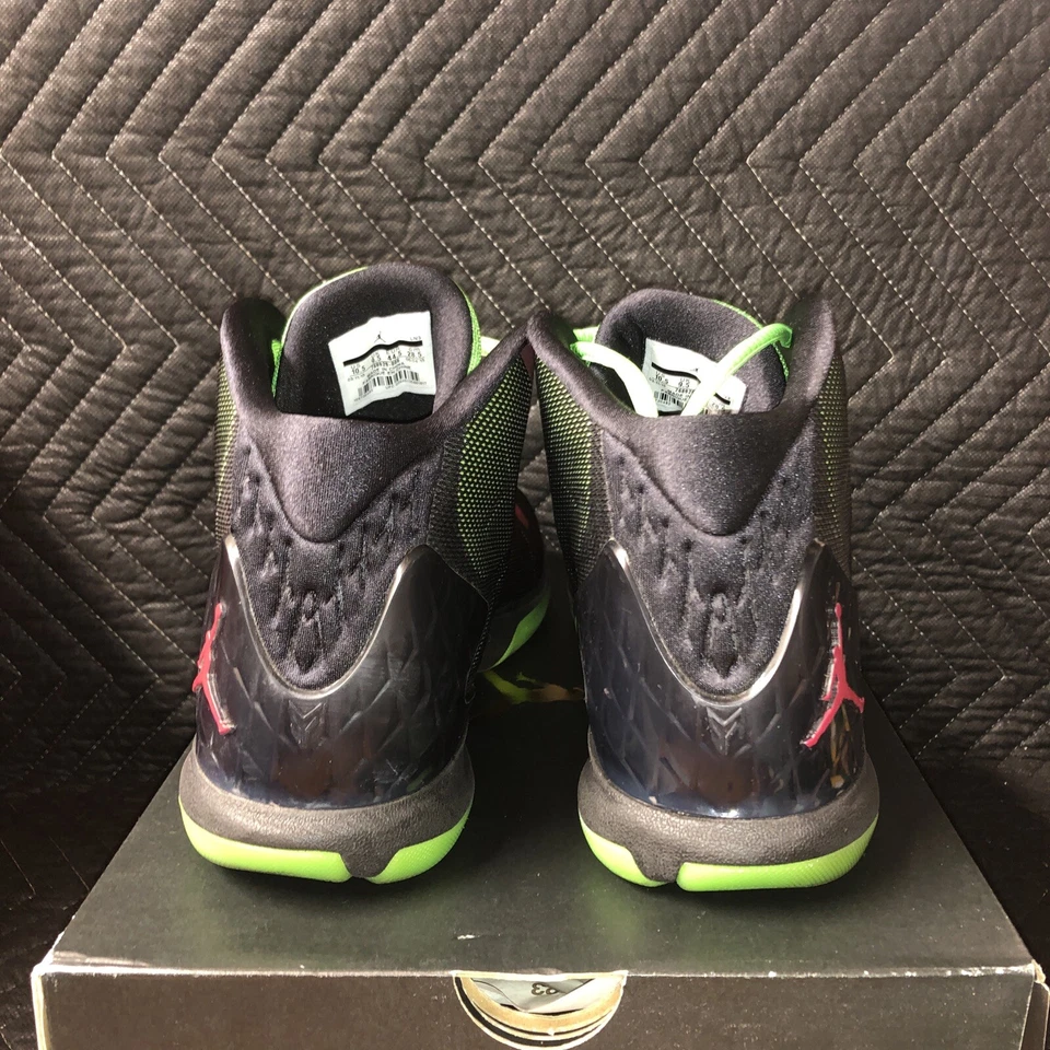 Used Size 10.5 Nike Jordan Super Fly 4 Marvin The Martian 768929-006 SPACE JAM  - Image 4 of 4
