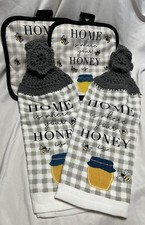2 Crochet Buttonless kitchen towel set  2 Potholders