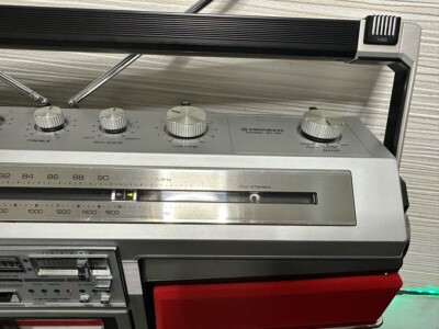Pioneer SK-95 Runaway FM AM Radio Cassette Recorder Working