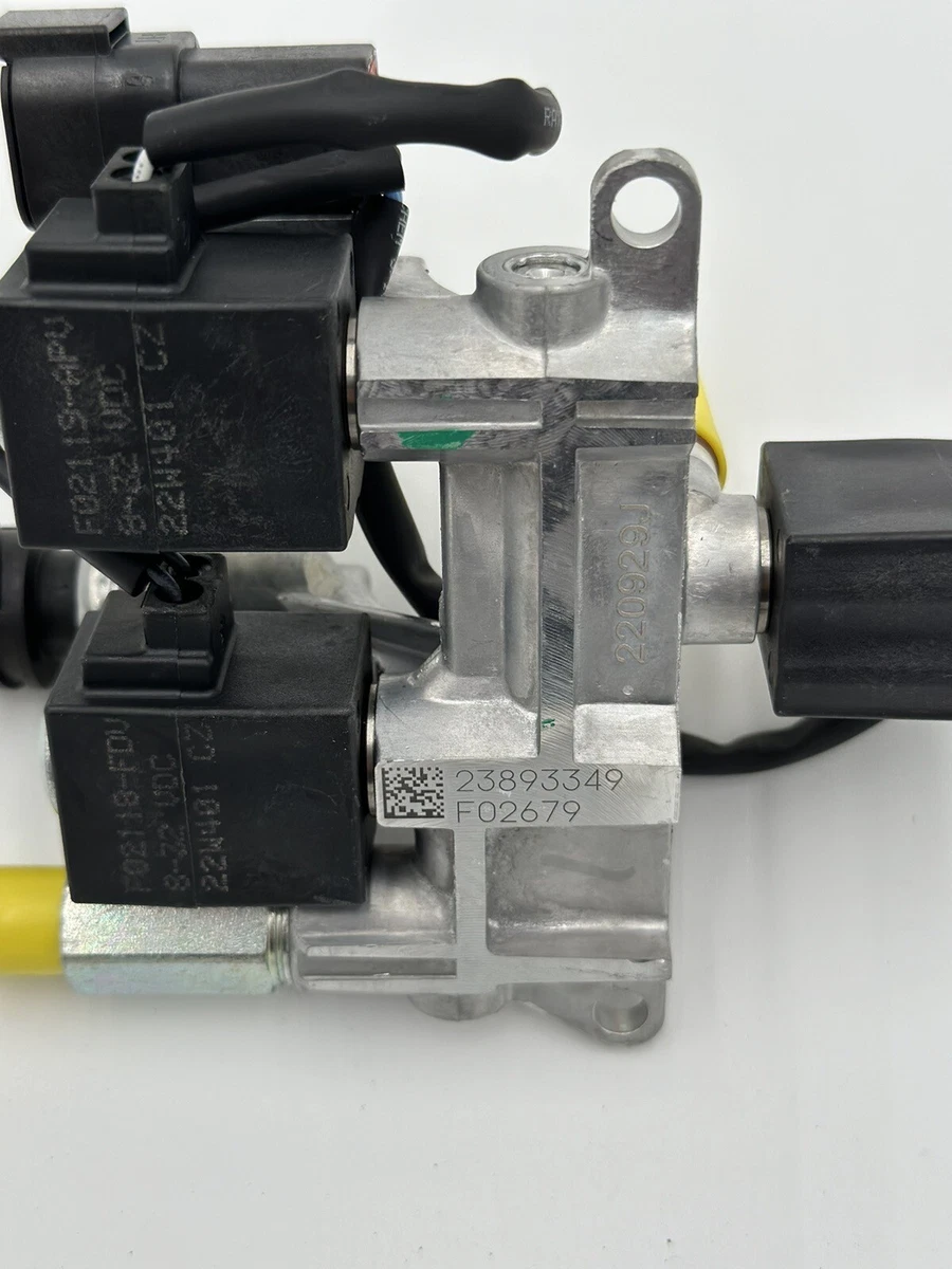 OEM 23099630 23893349 Mack / Volvo Truck Fuel Filter Dosing 