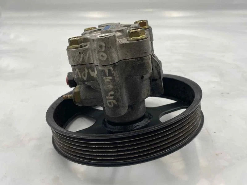 Bomba de dirección asistida compatible con MPV MAZDA 2000-2001 Foto 4 de 4
