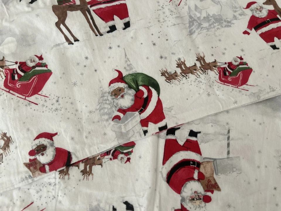 Pottery Barn Kids Flannel Heritage Santas FULL Flat Sheet 2 Pillowcases ONLY - Image 4 of 4