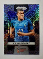 Top Kylian Mbappé Cards to Kickstart Your Collection 18