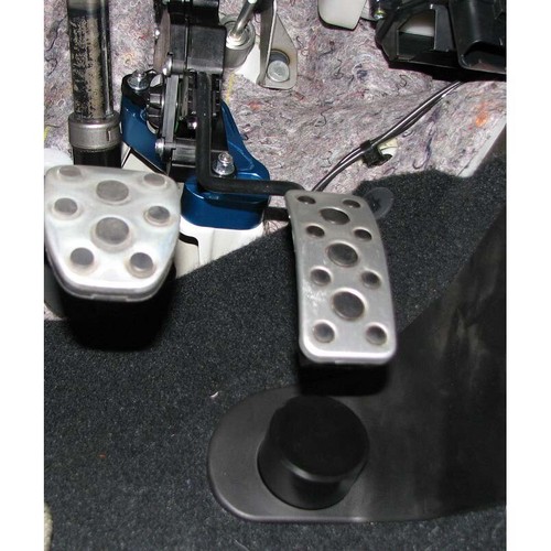 Verus Throttle Pedal Spacer Kit (Anodized Red) for 2013-2020 BRZ/FR-S/86 A0100A - Picture 2 of 2