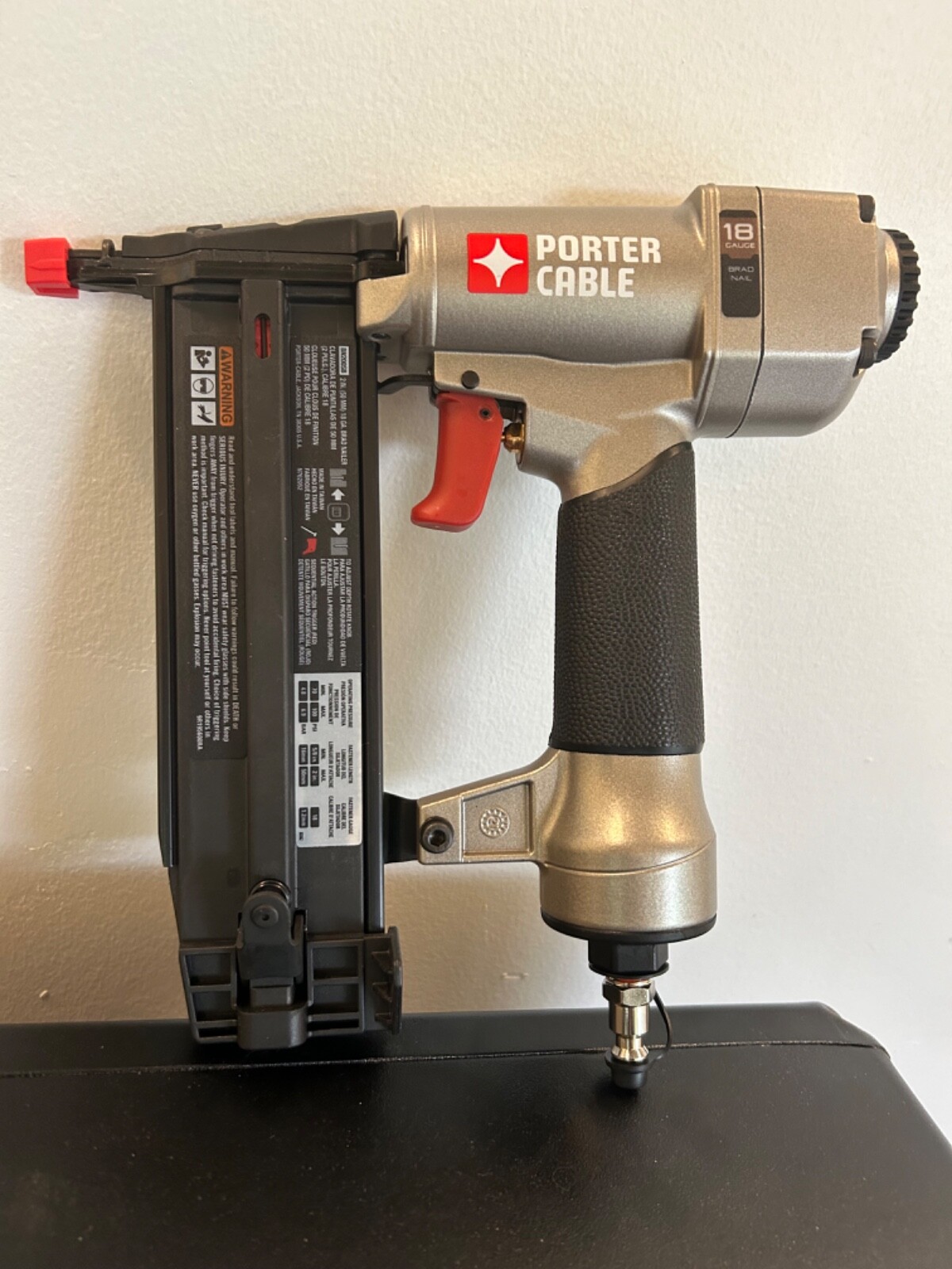 Porter Cable 5/8 in 18 Gauge Pneumatic Brad Nailer Model BN200SB eBay