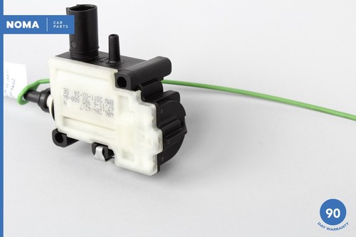 07-13 BMW 325i 328i E90 Fuel Gasoline Door Filler Flap Actuator w/ Cable OEM - Picture 13 of 16