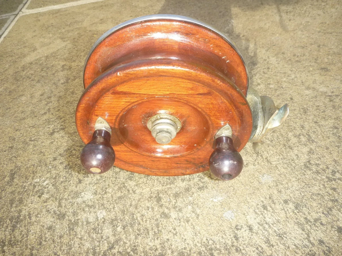 alvey cedar fishing reel Surf 60GVCRT (Call us for price) Anglerz Corner 2 Alvey Australia bakelite side