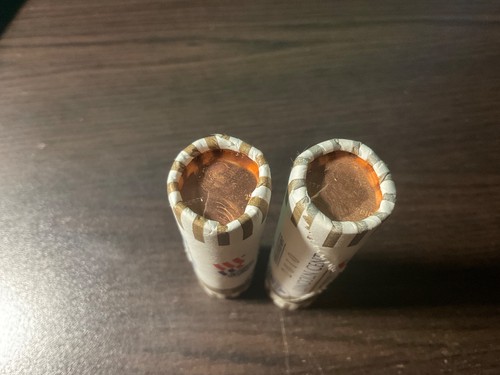 2010 P & D Lincoln Penny rolls -Unc. - Picture 2 of 3