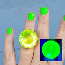 14k Vaseline Glass Cocktail Ring Huge Yellow Gold Uranium Glass Size 5.75