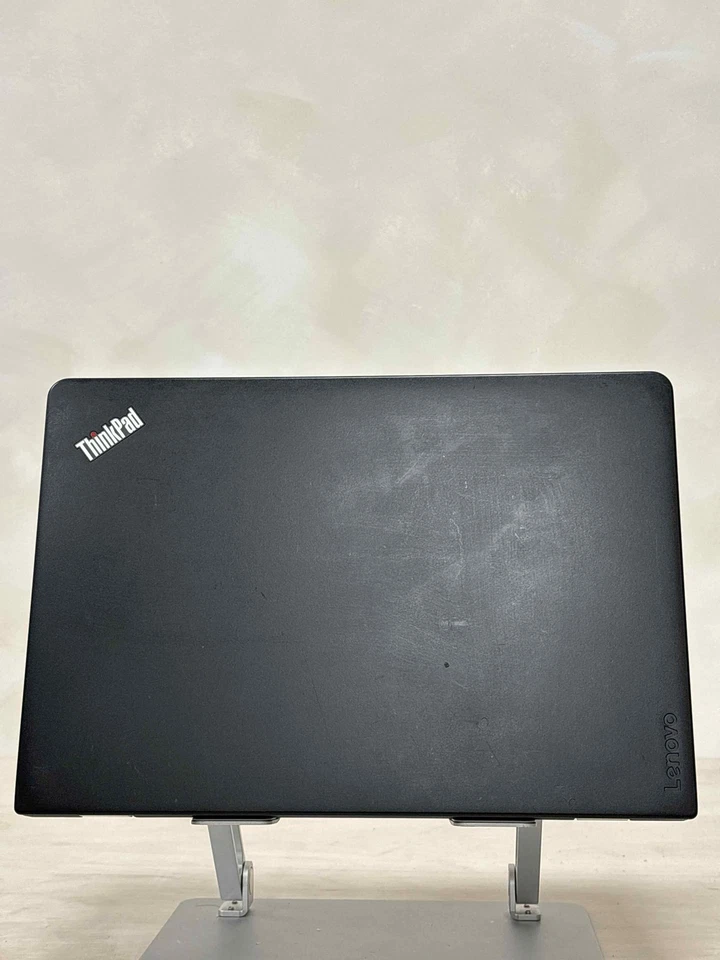 Lenovo Thinkpad 13 G2 Laptop 13-inch i3 7th Gen 8GB RAM 256GB SSD - Great Buy! - Image 3 of 4