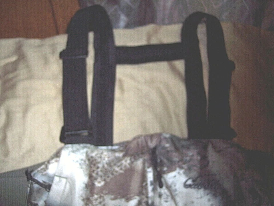 XL Extreme Cold Weather Bibs MT050 Insulated Camo Coveralls Goretex Bib Overalls - Image 4 of 4