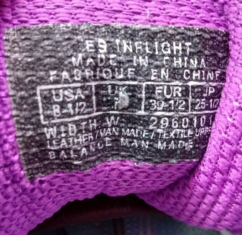 Easy Spirit  8.5W 39.5 White Purple Leather Athletic Sneaker Women Shoes - Image 3 of 4