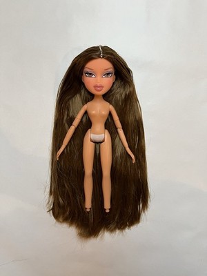 BRATZ X GCDS Yasmin SPECIAL EDITION DOLL COLLECTOR 2021 DESIGNER BARBIE MGA