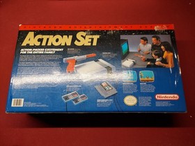 Nintendo NES Action Set Console System Tested Working Controllers Zapper Mario 