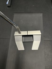Nice! Scotty Cameron Phantom 5.5 RH Mallet Putter 35 (2023)