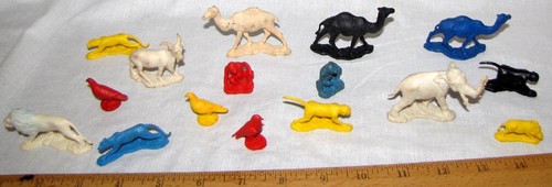 Auburn toys 1950/60s vinyl plastic wild jungle animals for toy soldiers to hunt