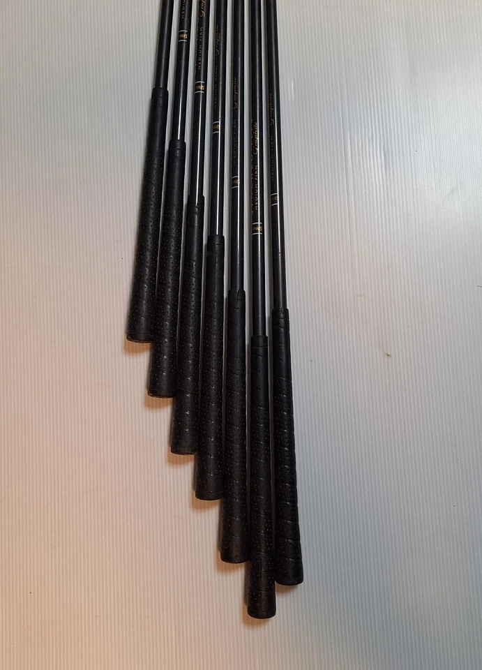 Spalding Molitor Set Med-Firm Graphite RH Irons 3-9 and Putter - Image 4 of 4