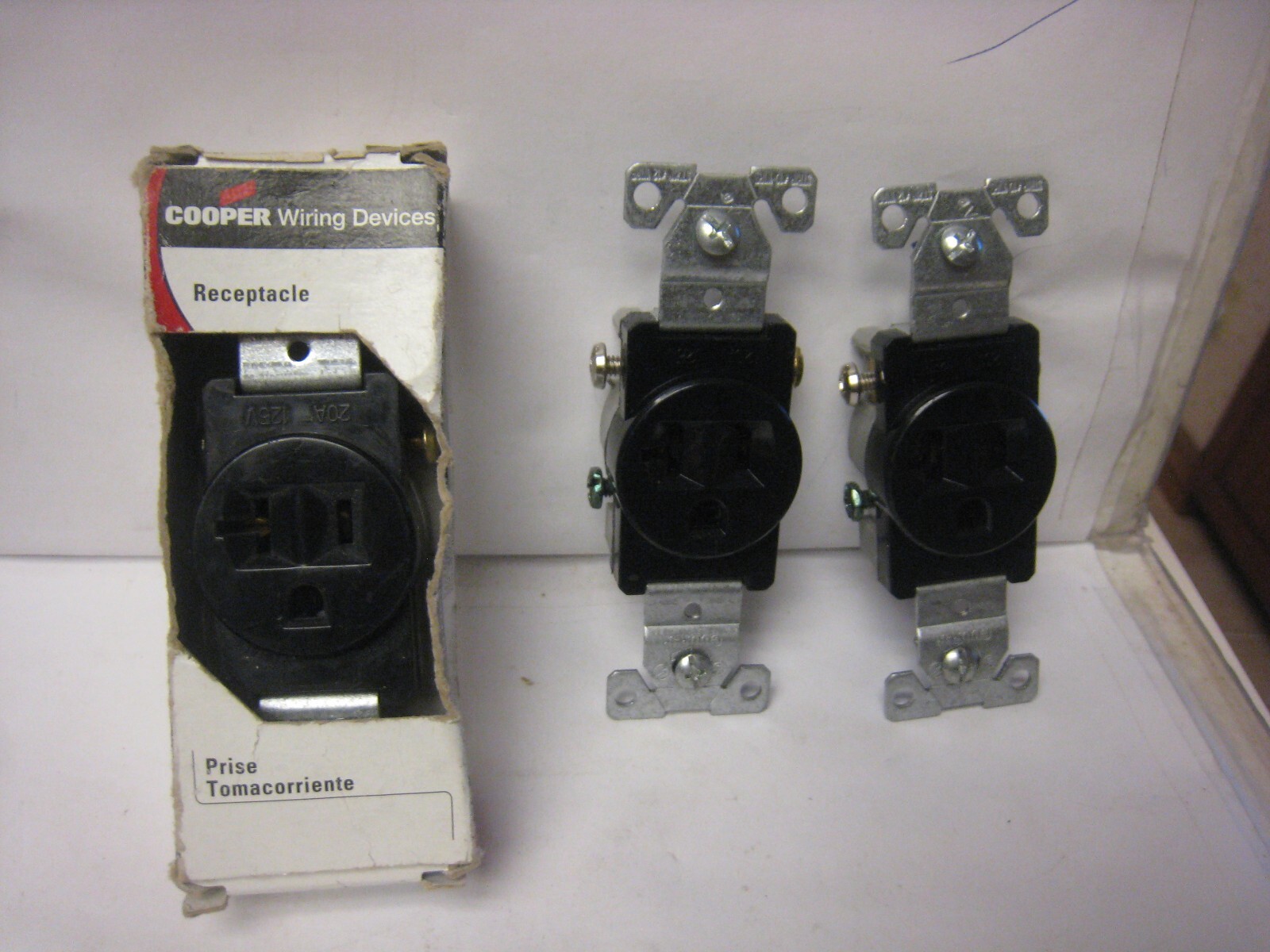 3 Cooper 1877BKBox NEMA 520R Single Receptacle 20A125V 2 Pole 3 Wire