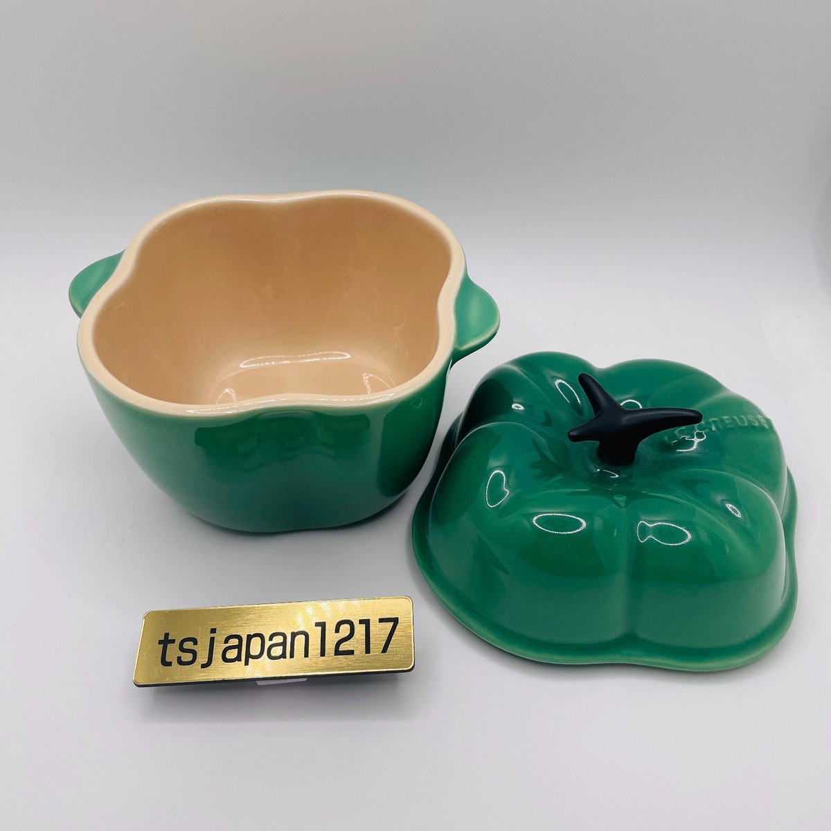 LE CREUSET グリーン 浅鍋 18cm ワサビ レア LE CREUSET グリーン 浅鍋 18cm ワサビ レア 値下げ ルクルーゼ
