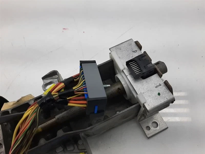 Columna de dirección cambio de piso sin paso 2 seguridad 06-09 GMC Envoy 88965511 Foto 4 de 4