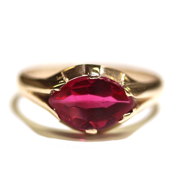 10k Yellow gold Red Eye Stone Gemstone Mens Ring 4g 11.25 solitaire band estate