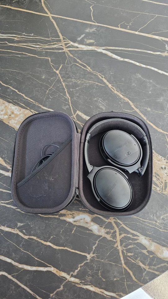 Bose QuietComfort 35 II, foto 1 di 4