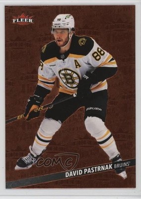 2025 Fleer Ultra Medallions Titian Achievement 22/75 David Pastrnak #M-19 0d6h