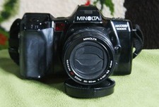 School Ready Minolta Maxxum 7000i Camera with 35mm AF Zoom Lens, More - TESTED