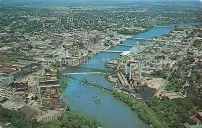 Rockford Illinois USA Fliegeraufnahme mit Rock River