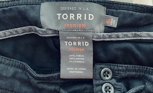 TORRID Size 16 Premium Black Twill Crop Pants/Gathered Tie Hem/Capri/Tencel - Picture 3 of 6