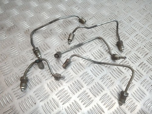 Toyota Corolla Verso E121 2002 Kraftstoffleitung Diesel 66kW UST96959