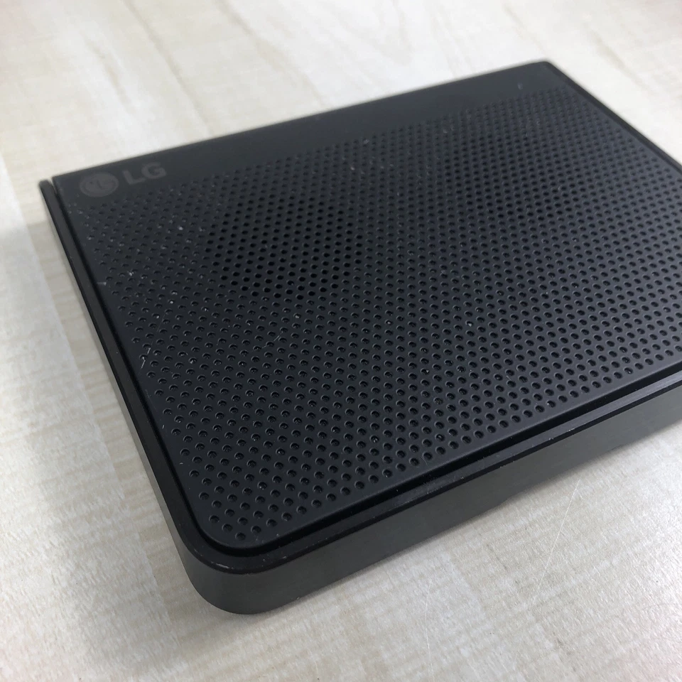 LG G Pad Plus Pack SDP-P100 Compatible With G Pad Speaker And Charger & Stand - Image 3 of 4