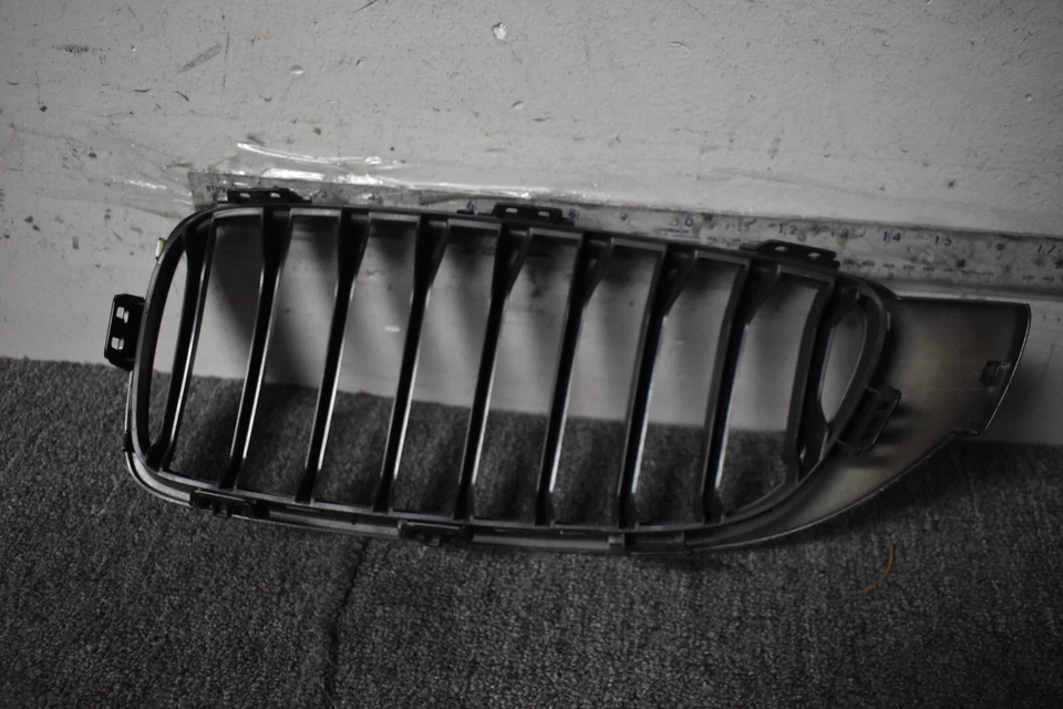 BMW 435I 2014-2015 PARRILLA LADO DERECHO FÁBRICA OEM Foto 4 de 4