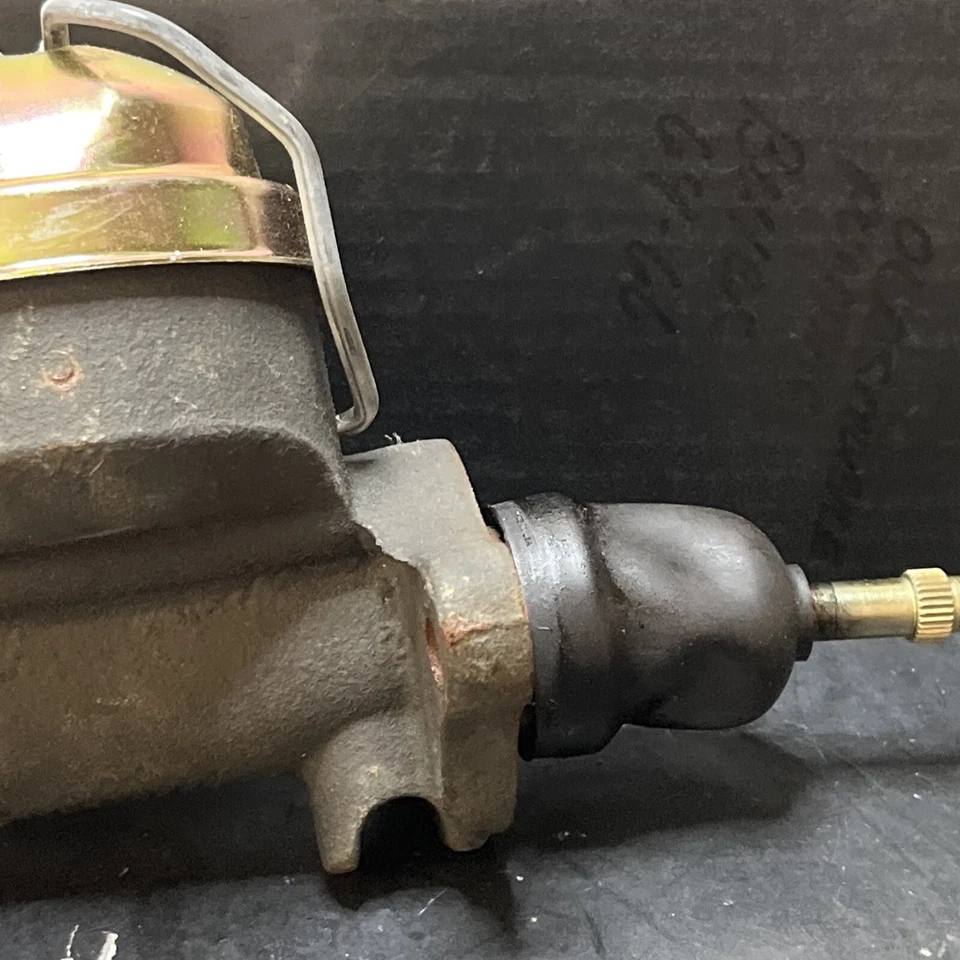 🔥Cilindro maestro de freno para Pontiac Bonneville Oldsmobile Buick Skylark 1964-66 Foto 3 de 4