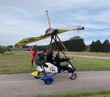 Avio Delta Swan inkl. Anhänger