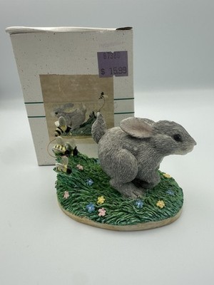 Charming Tails THE CHASE IS ON Rabbit Bumblebees Bee Silvestri  #87/386