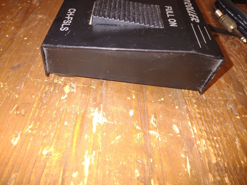 Chauvet Foot Controller Model CH-FSLS Foot Switch  - Image 4 of 4