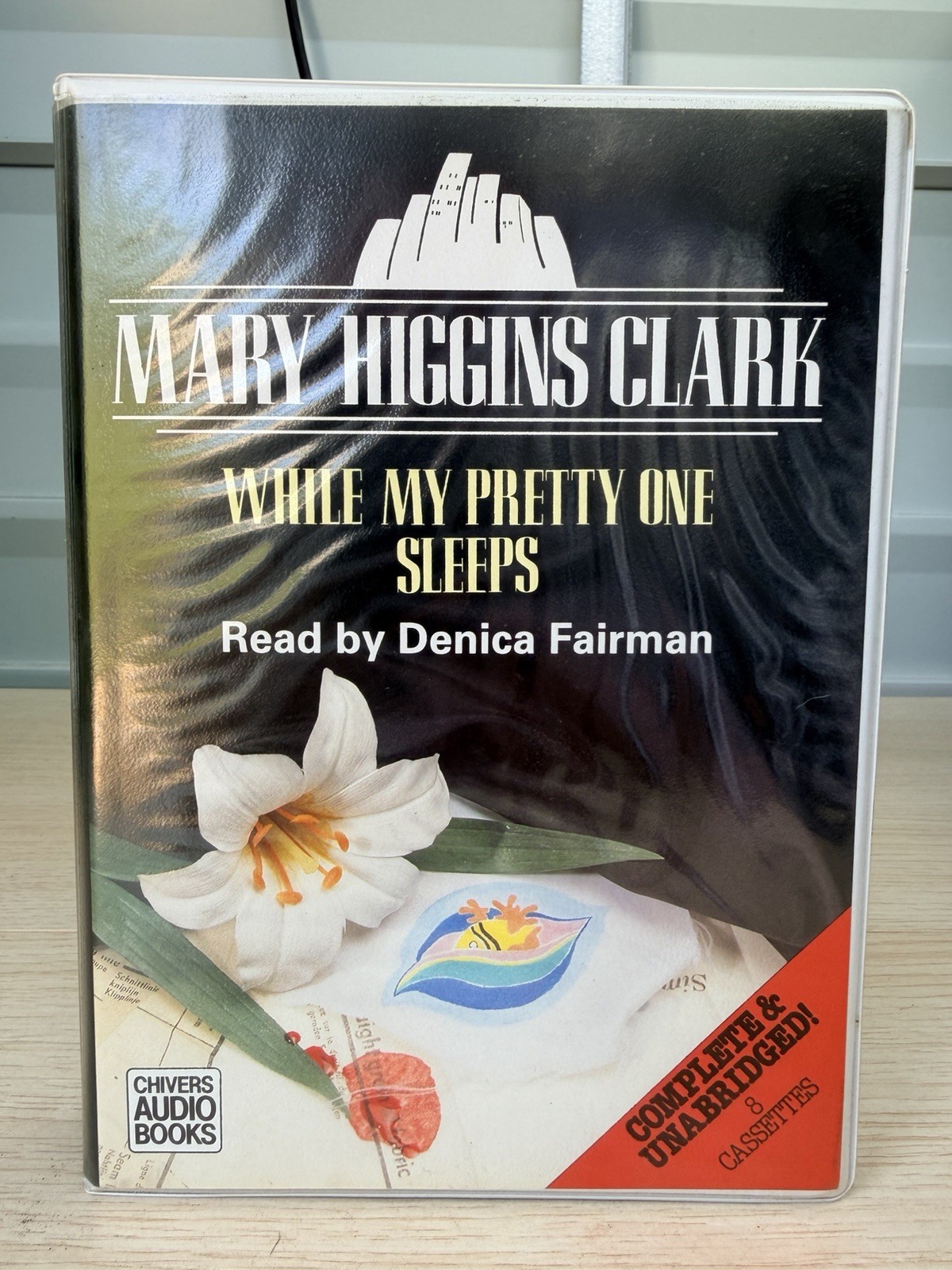 Mary Higgins Clark While My Pretty One Sleeps Vintage Audiobook 8 Cassettes 1992