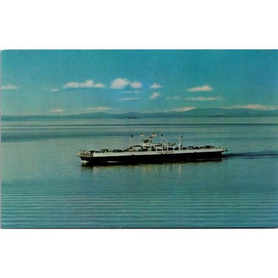 MV Valcour Most Scenic Ferry Crossing In N America 1975 Vintage Postcard SPG31