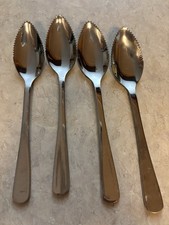 Set of 4 New Stainless Steel 6 Grapefruit Spoons W/ Serrated Edge Preowned